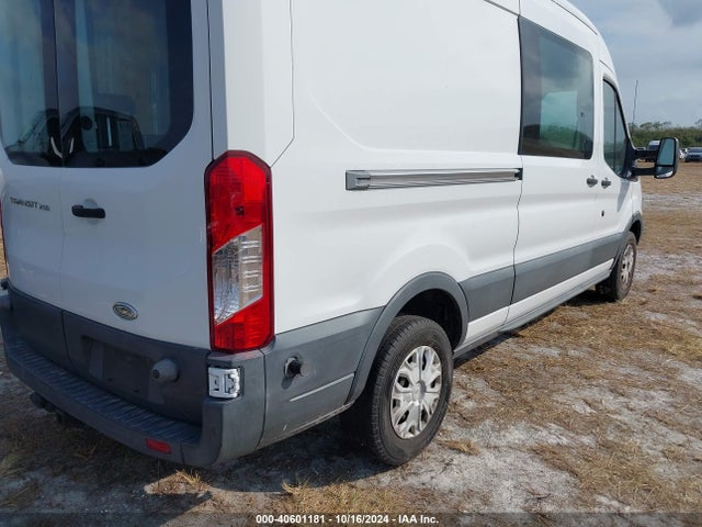 Ford Transit-250 2015 1FTNR2CM7FKA06218 Image 4