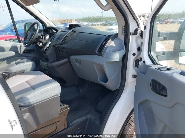 Ford Transit-250 2015 1FTNR2CM7FKA06218 Image 5