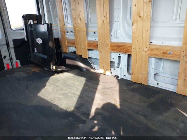 Ford Transit-250 2015 1FTNR2CM7FKA06218 Image 8