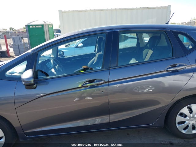 Honda FIT LX 2017 JHMGK5H55HS008437 Image 14