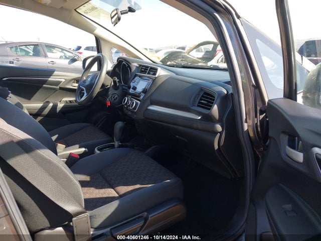 Honda FIT LX 2017 JHMGK5H55HS008437 Image 5