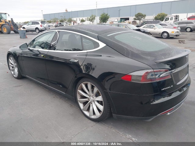 2013 TESLA MODEL S 5YJSA1DPXDFP05639 Photo 2