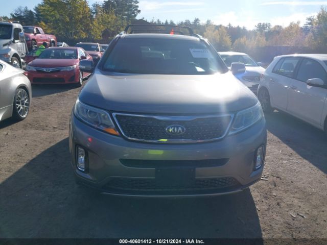 5XYKWDA77FG614718 KIA Sorento Sx V6
