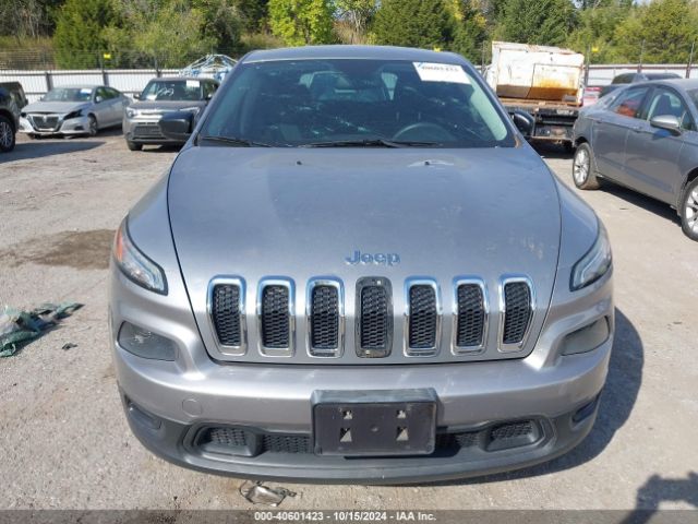 1C4PJLAB5EW301607 Jeep Cherokee Sport