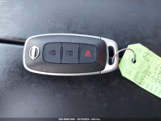 5N1BT3AA6RC728339 Nissan Rogue S Fwd