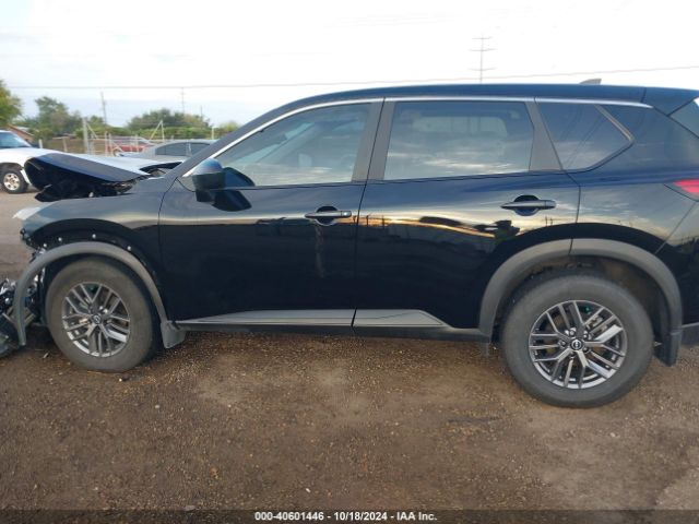5N1BT3AA6RC728339 Nissan Rogue S Fwd