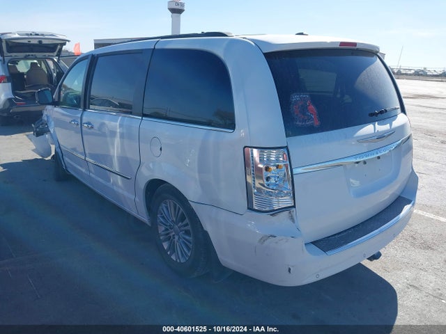 2C4RC1CG7GR135585 Chrysler Town & Country Touring-l Anniversary Edition