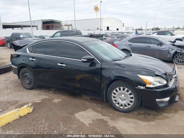 Nissan Altima 2.5 S 2015 1N4AL3AP8FC584914 Image 14