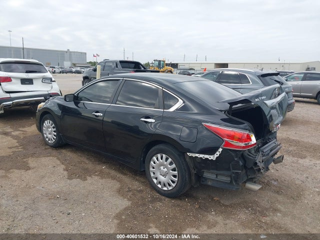 Nissan Altima 2.5 S 2015 1N4AL3AP8FC584914 Image 3