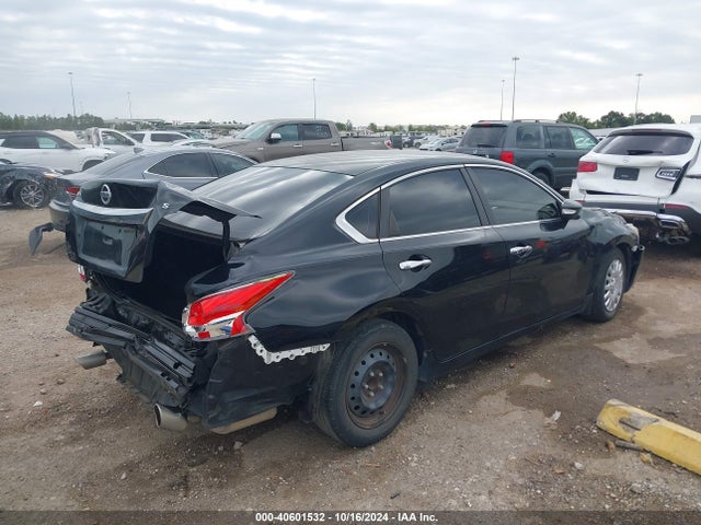 Nissan Altima 2.5 S 2015 1N4AL3AP8FC584914 Image 4