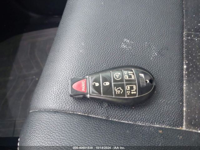 2C4RDGCG5JR161030 Dodge Grand Caravan Sxt