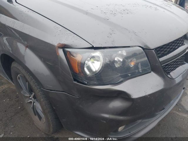 2C4RDGCG5JR161030 Dodge Grand Caravan Sxt