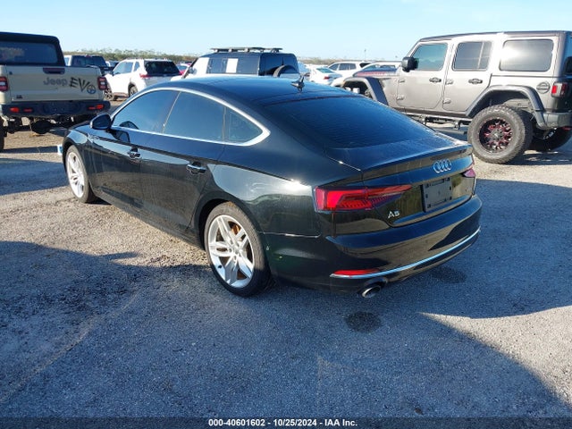WAUCNCF55KA006244 Audi A5 45 Premium