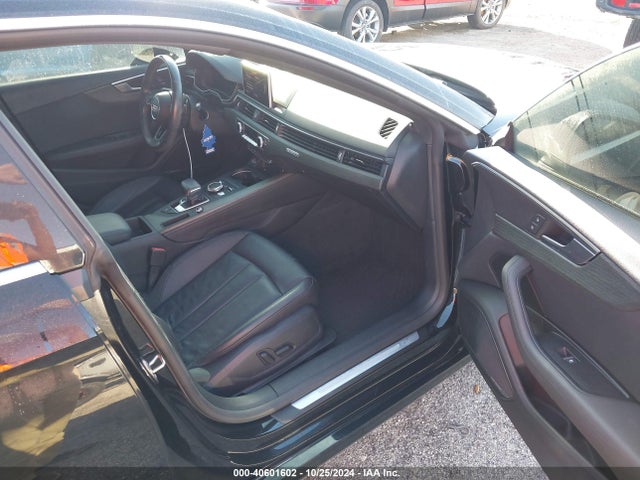 WAUCNCF55KA006244 Audi A5 45 Premium