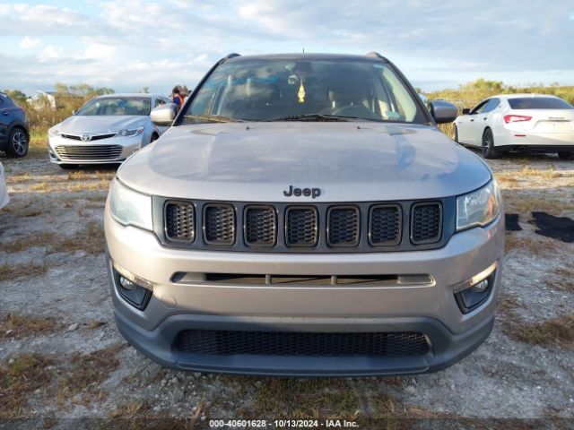 3C4NJCBB4JT326939 Jeep Compass Altitude Fwd