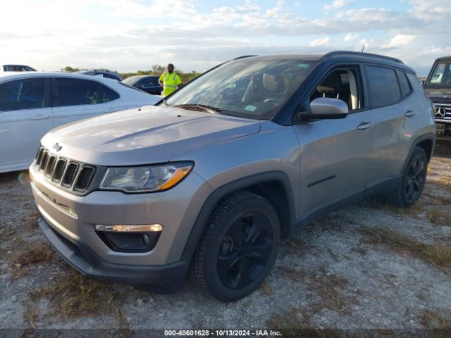 3C4NJCBB4JT326939 Jeep Compass Altitude Fwd