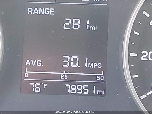 Hyundai ELANTRA SE 2017 5NPD74LF2HH113113 Image 16