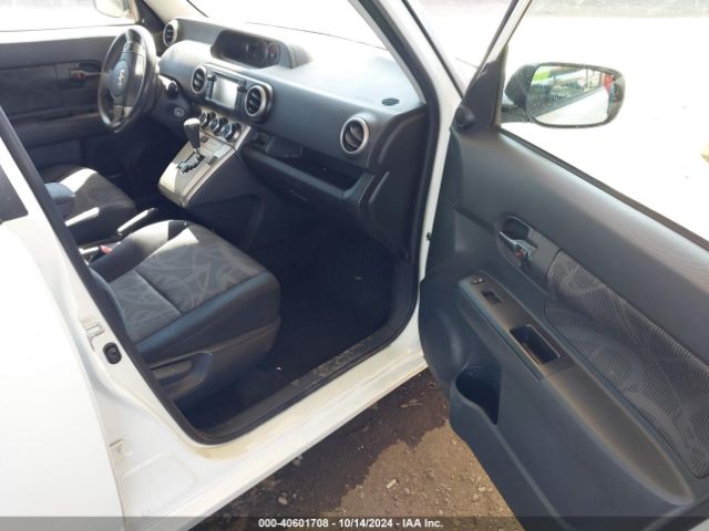 JTLZE4FE6EJ054878 Scion XB