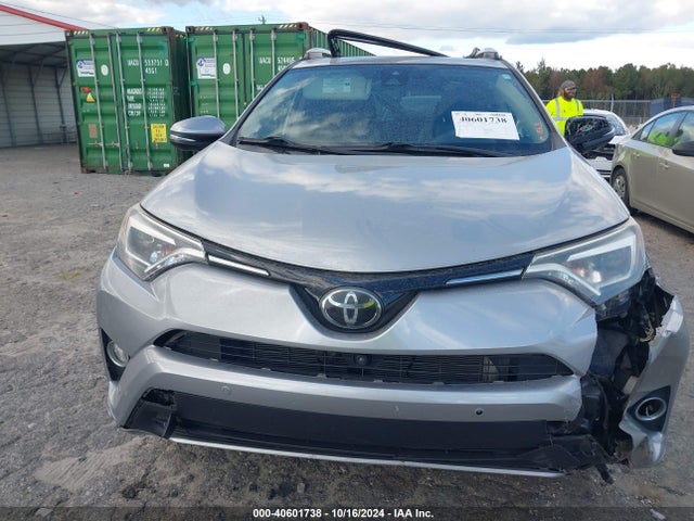 Toyota Rav4 Platinum 2017 2T3YFREV5HW324546 Image 11