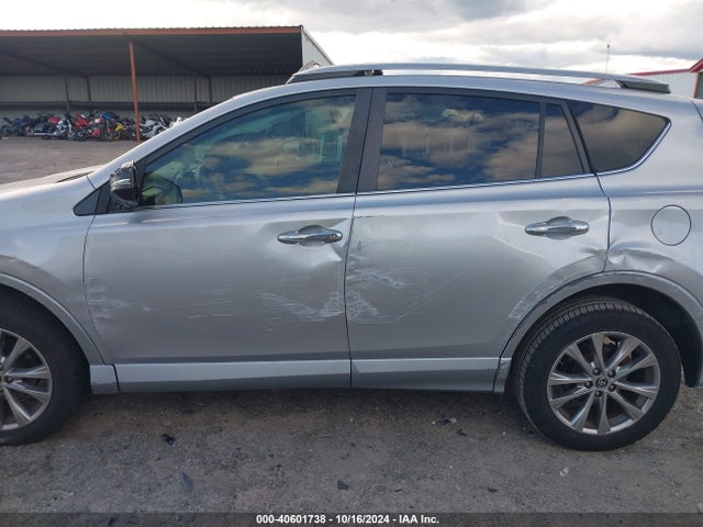 Toyota Rav4 Platinum 2017 2T3YFREV5HW324546 Image 13