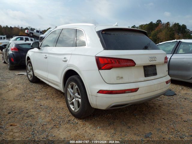 WA1ANAFY4K2101519 Audi Q5 45 Premium