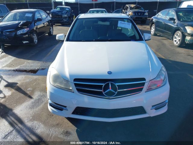 WDDGF4HB1EG253214 Mercedes-Benz C 250 Luxury/sport