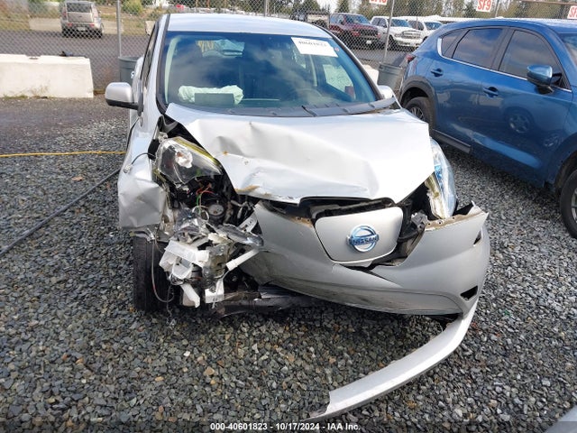 Nissan LEAF SV 2015 1N4AZ0CP6FC302683 Image 12