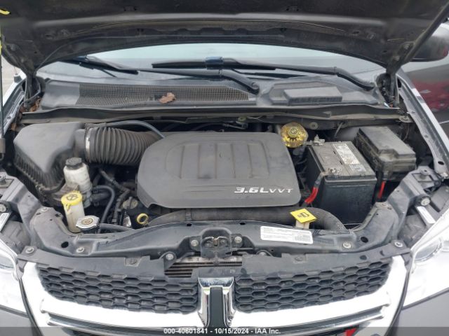 2C4RDGCG0HR860835 Dodge Grand Caravan Sxt