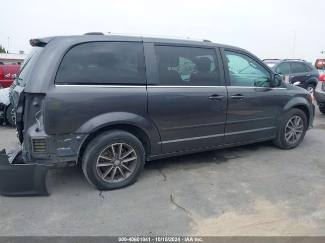 2C4RDGCG0HR860835 Dodge Grand Caravan Sxt