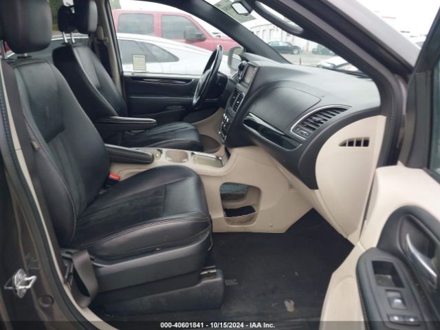 2C4RDGCG0HR860835 Dodge Grand Caravan Sxt