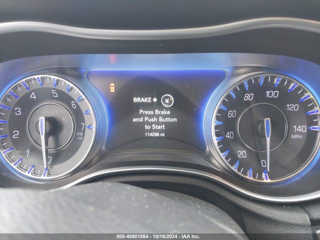 2C3CCAKG1GH111395 Chrysler 300c Awd