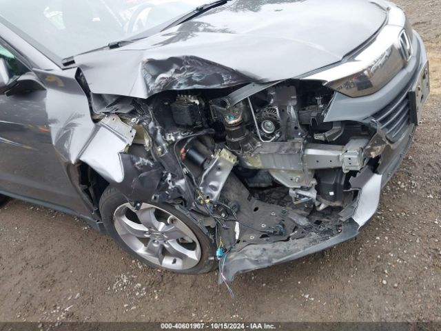 3CZRU6H33NM716032 Honda Hr-v Awd Lx