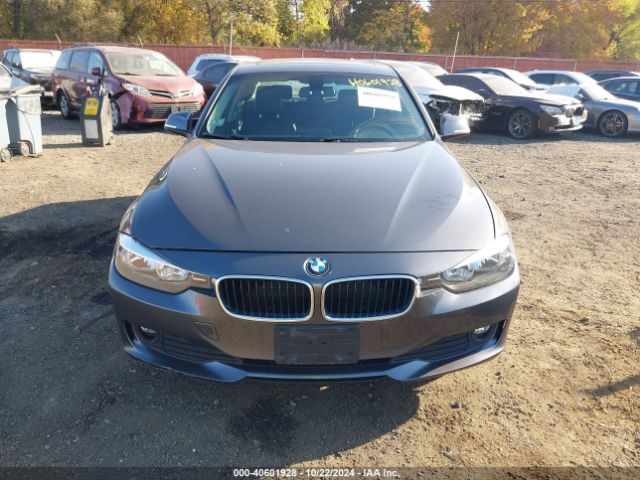 WBA3C3C5XEP662564 BMW 320i Xdrive