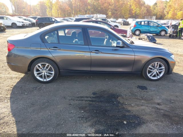 WBA3C3C5XEP662564 BMW 320i Xdrive