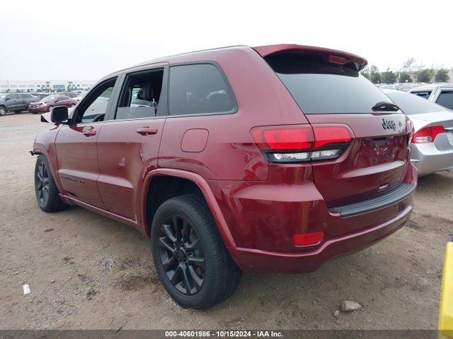 1C4RJEAG8NC186650 Jeep Grand Cherokee Wk Laredo X 4x2
