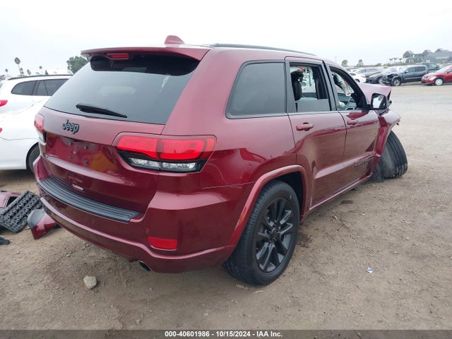 1C4RJEAG8NC186650 Jeep Grand Cherokee Wk Laredo X 4x2