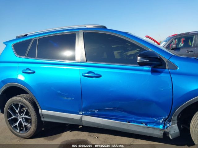 JTMNFREV5JJ739745 Toyota RAV4 SE