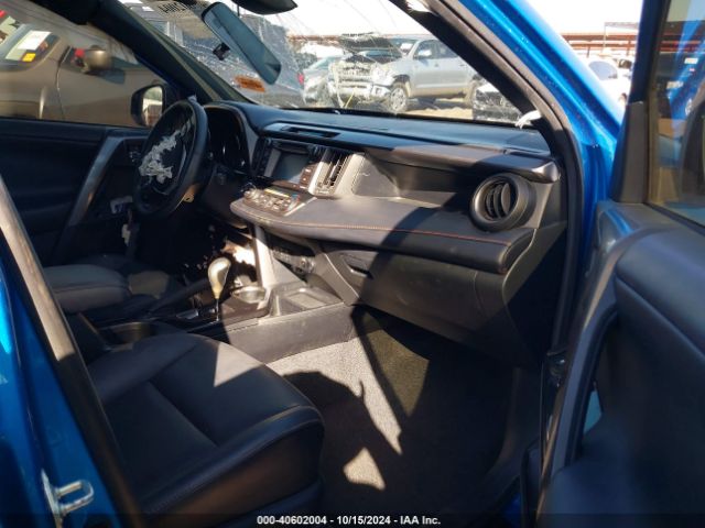 JTMNFREV5JJ739745 Toyota RAV4 SE