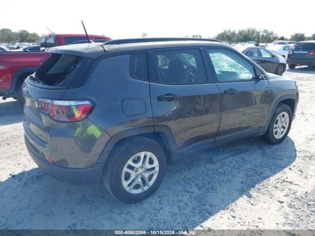 3C4NJCAB0JT182369 Jeep Compass Sport Fwd