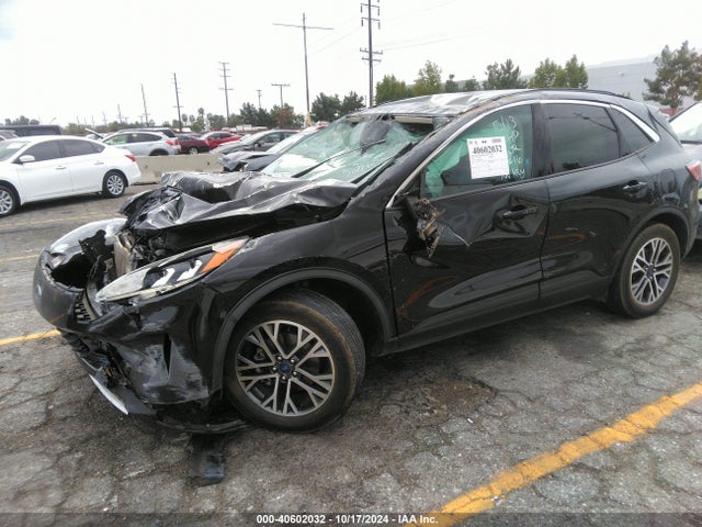 Ford ESCAPE SEL 2020 1FMCU0H69LUB02478 Image 2