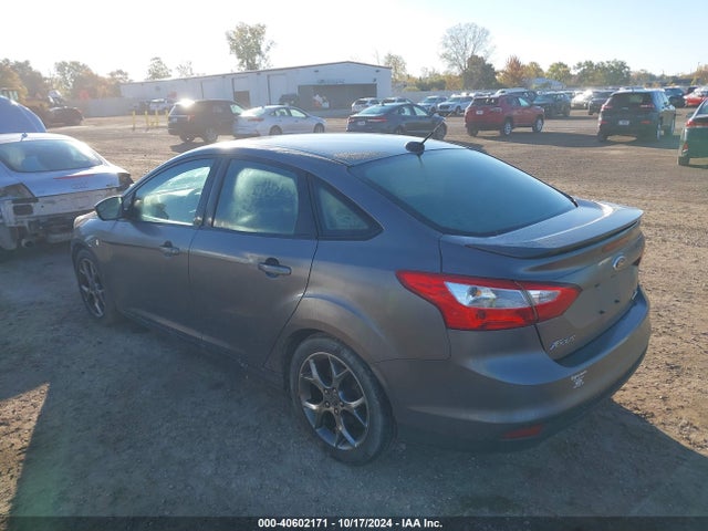 Ford FOCUS SE 2014 1FADP3F22EL182805 Image 3