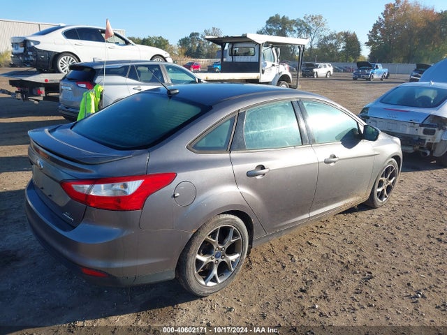 Ford FOCUS SE 2014 1FADP3F22EL182805 Image 4