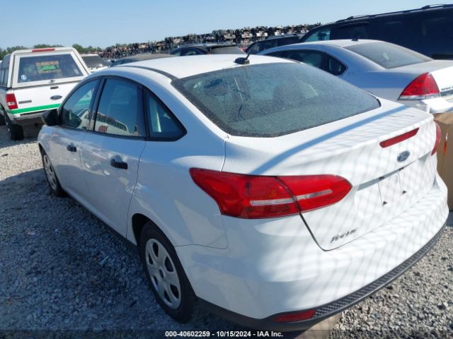 1FADP3E27HL239330 Ford FOCUS S