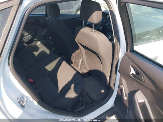 1FADP3E27HL239330 Ford FOCUS S