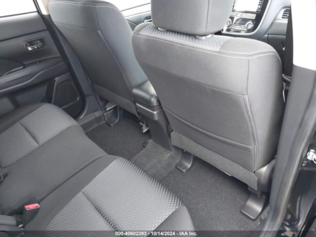 JA4AZ3A30JZ071341 Mitsubishi Outlander Es/le/se/sel