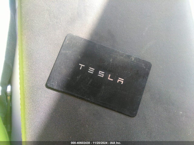 2022 TESLA MODEL Y 7SAYGDEE0NF353599 Photo 10
