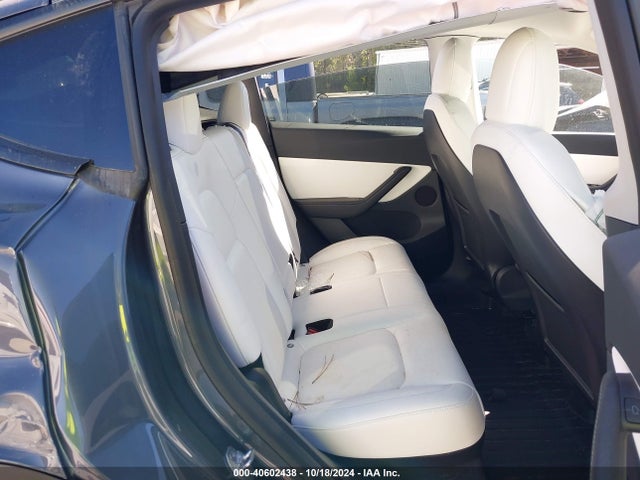 2022 TESLA MODEL Y 7SAYGDEE0NF353599 Photo 7