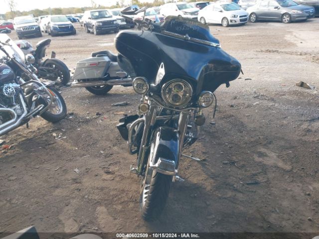 2013 HARLEY-DAVIDSON FLHTK 1HD1KEM16DB682387 Photo 4
