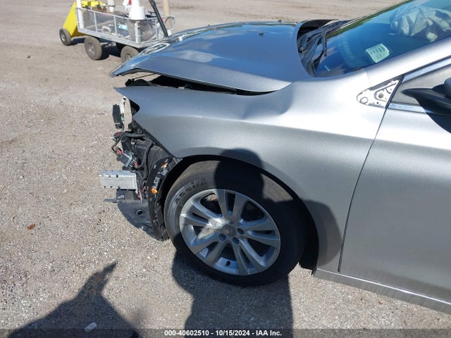 1C3CCCFB1HN502761 Chrysler 200 Touring