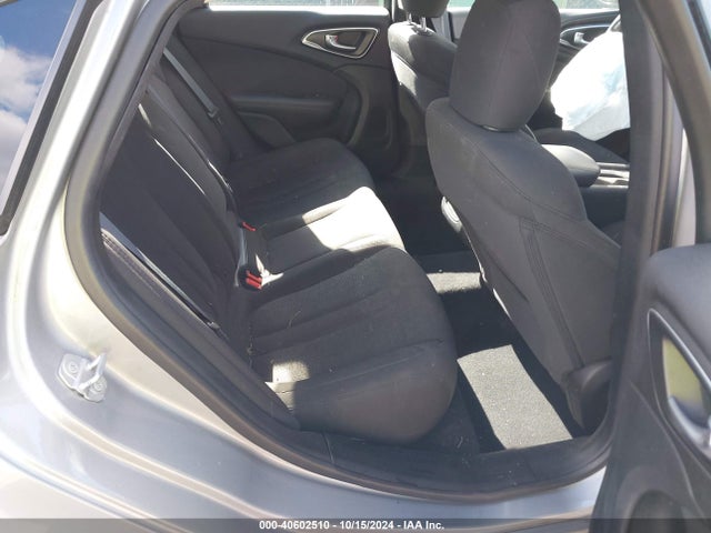 1C3CCCFB1HN502761 Chrysler 200 Touring